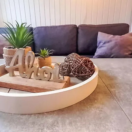 33 By Interhome *